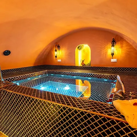 Luxury Ottoman Townhouse - Private & Jacuzzi Nyaraló *