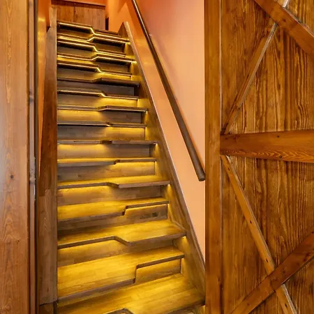 Luxury Ottoman Townhouse - Private & Jacuzzi *
