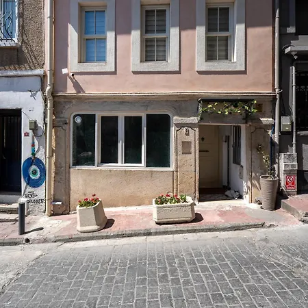 Luxury Ottoman Townhouse - Private & Jacuzzi Nyaraló *